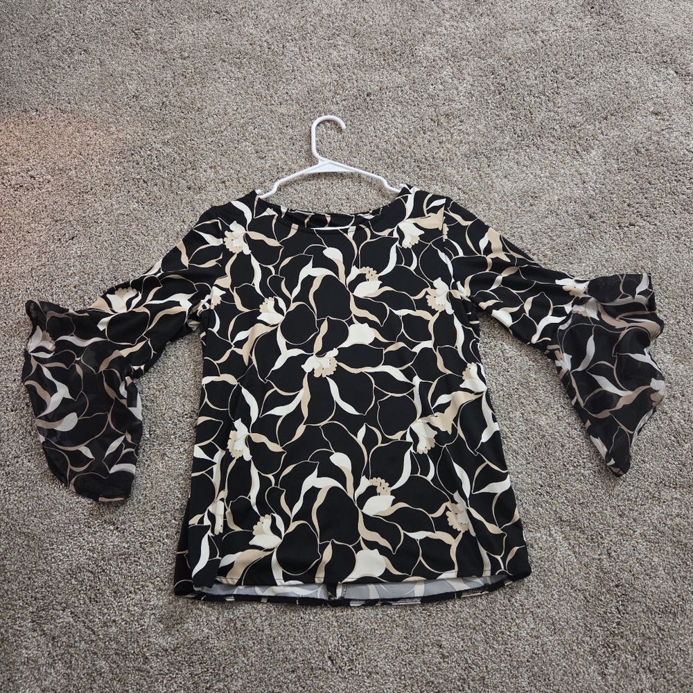 Black and Cream Floral Blouse With Ruffled Sleeves